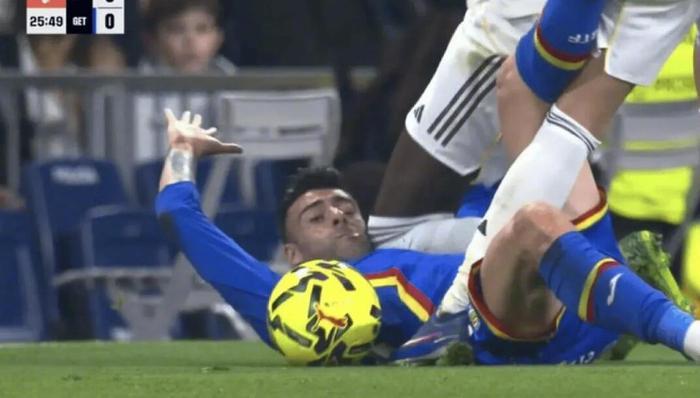 世界杯手机观看app下载-耻辱！吕迪格这动作竟安然无恙？伯纳乌18年神迹夜，毁于一个漏判